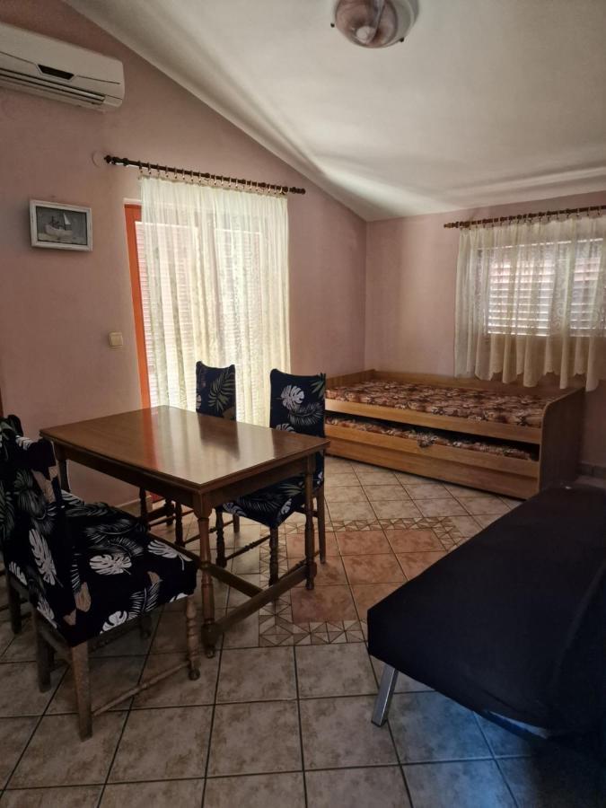 Apartmani Vesna Vir Zewnętrze zdjęcie